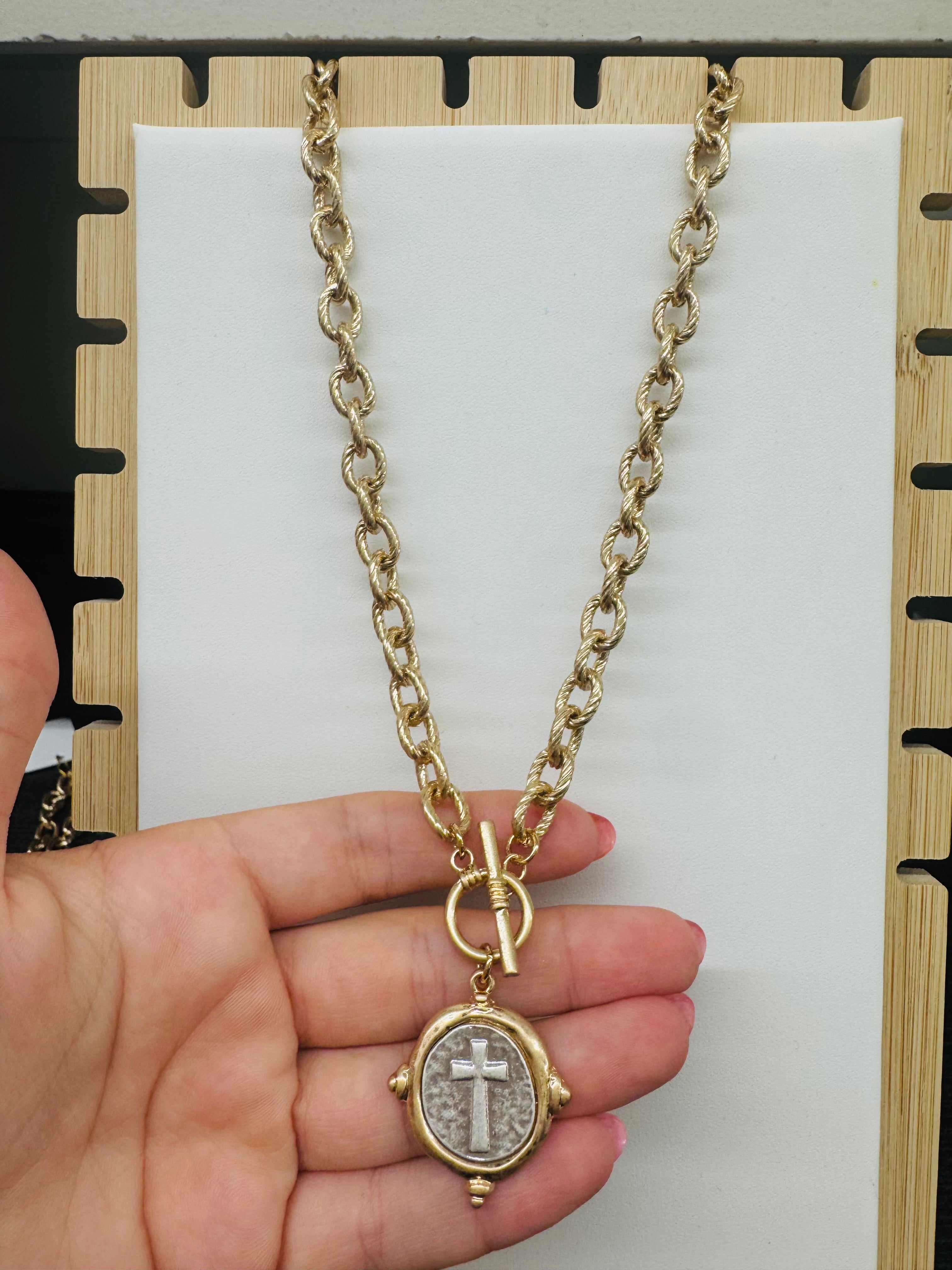 Grace Toggle Necklace