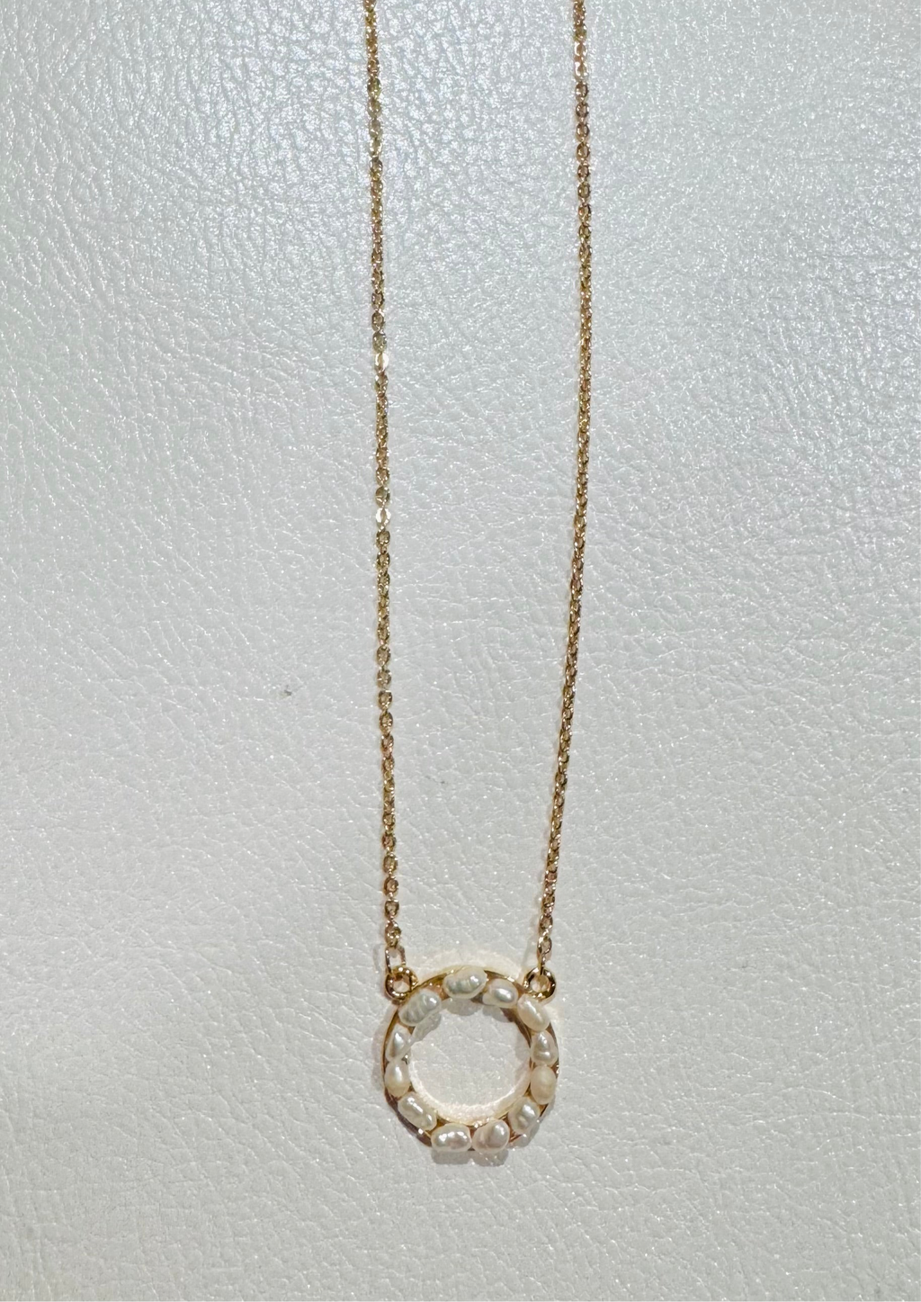 Circle Pearl Necklace