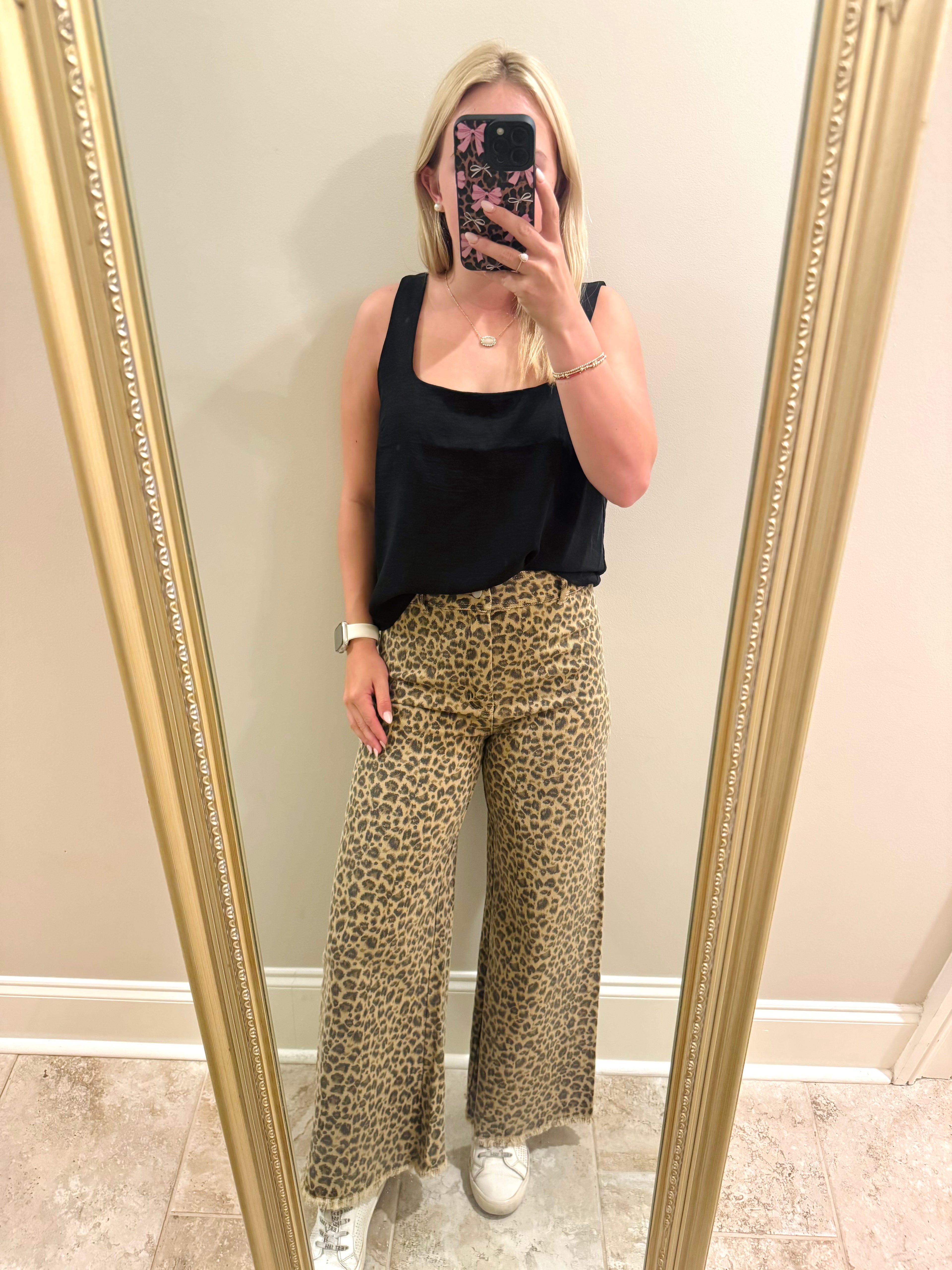 THE Leopard Jeans