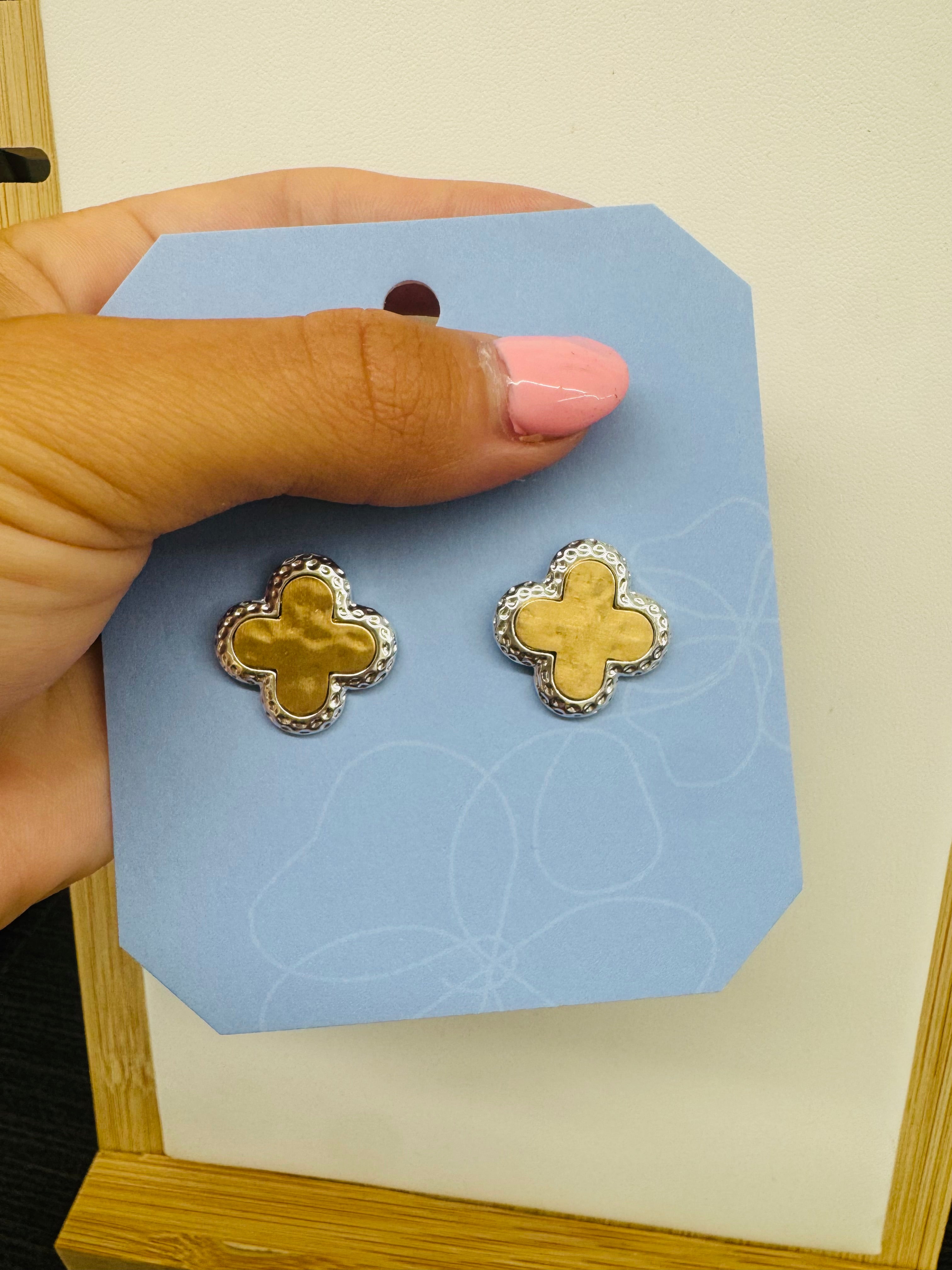 Deux Clover Studs