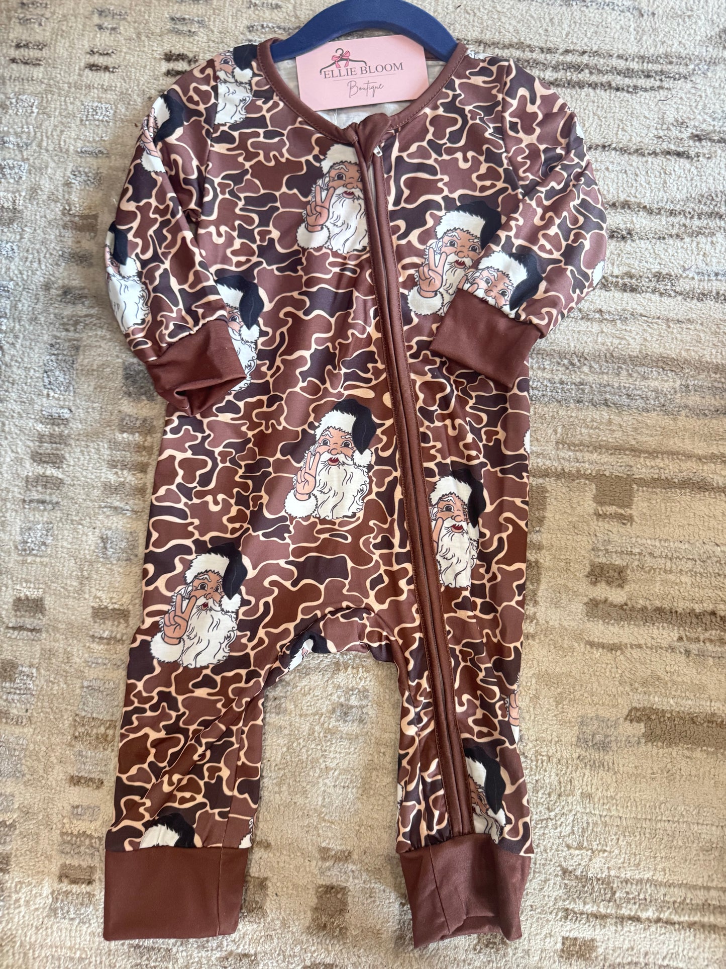 Camo Santa Zipper