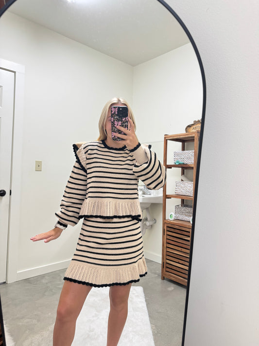 Knitted Ruffle Set