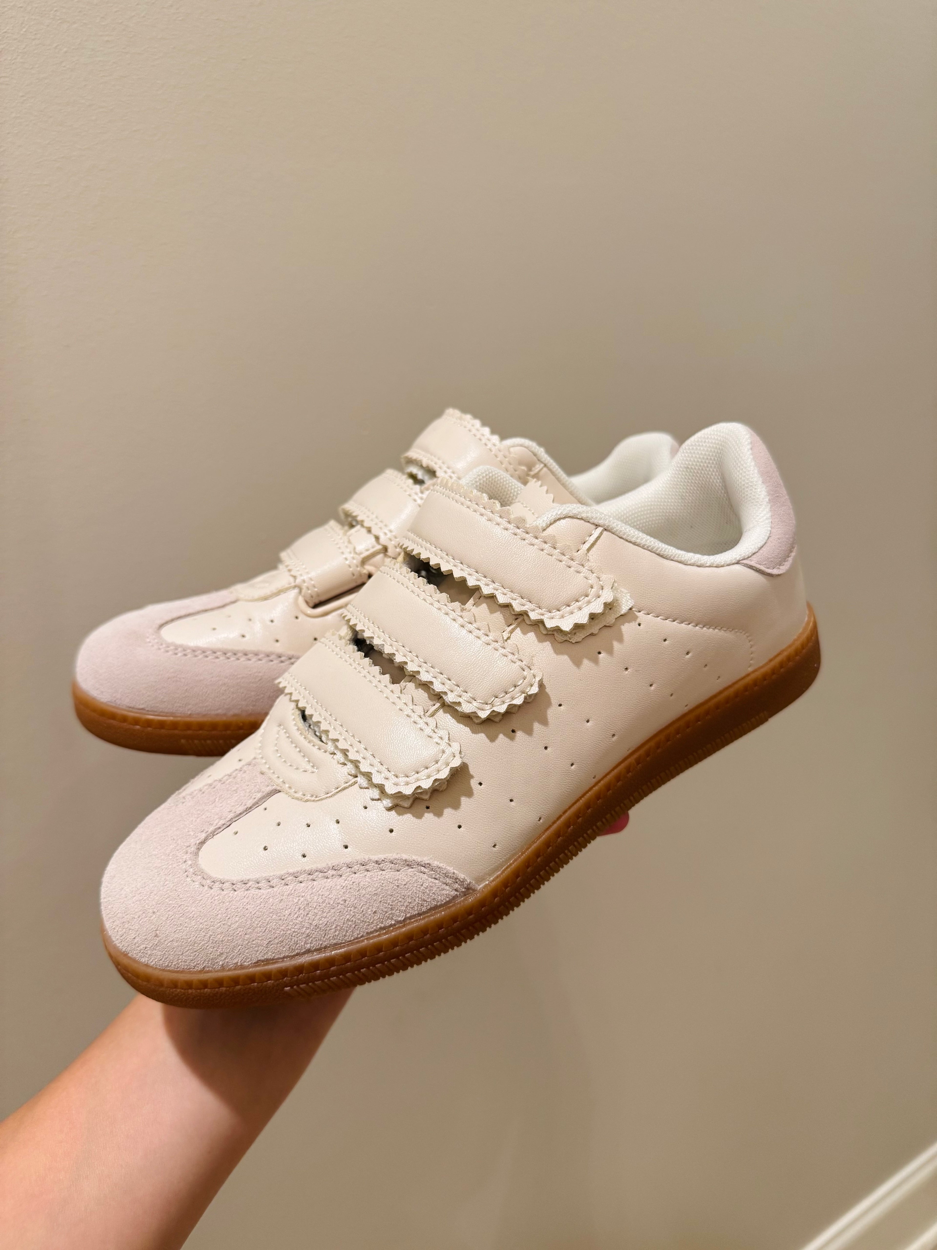 Beige Velcro Sneaker