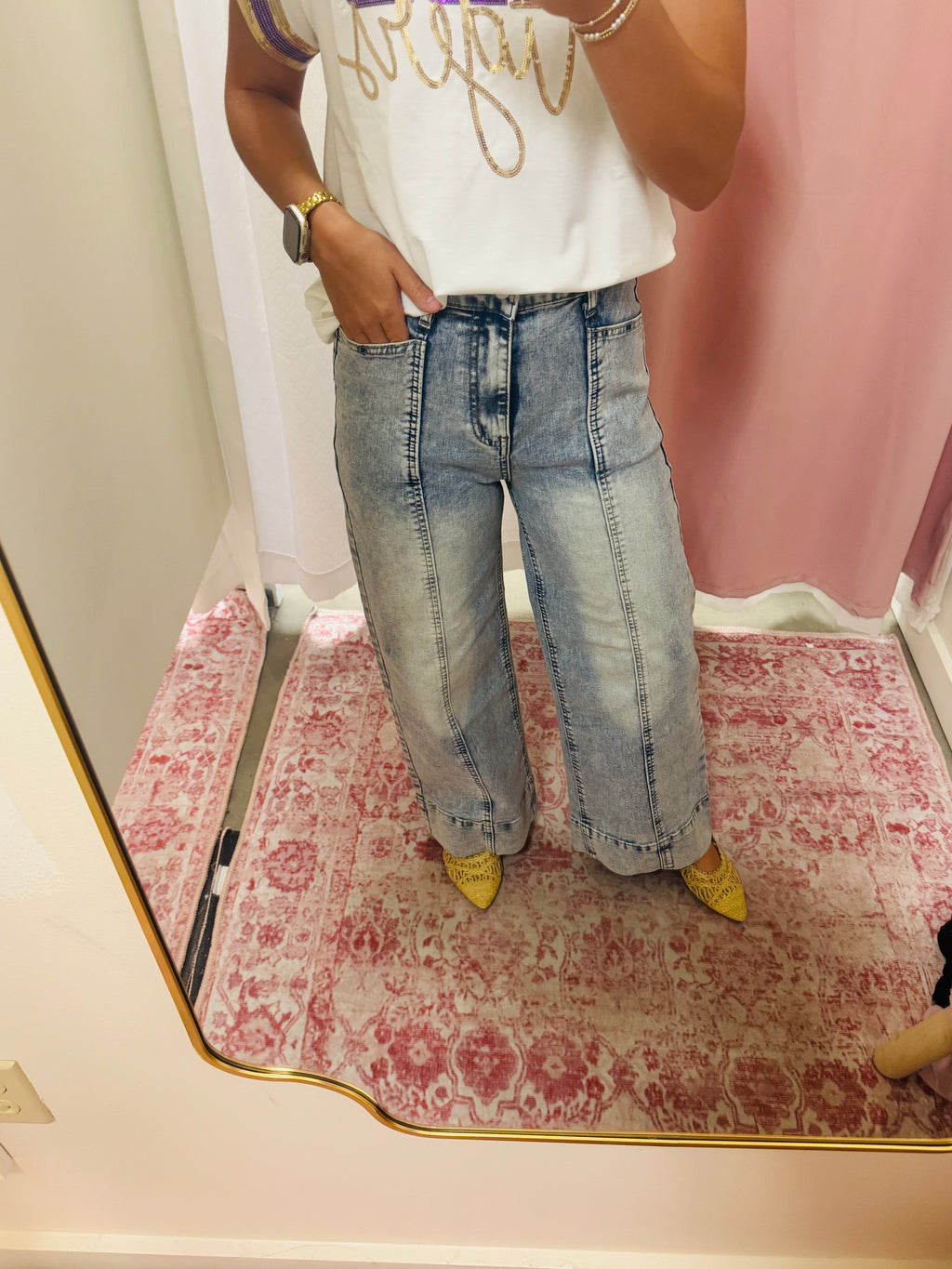 Wide Leg Medium Wash jeans