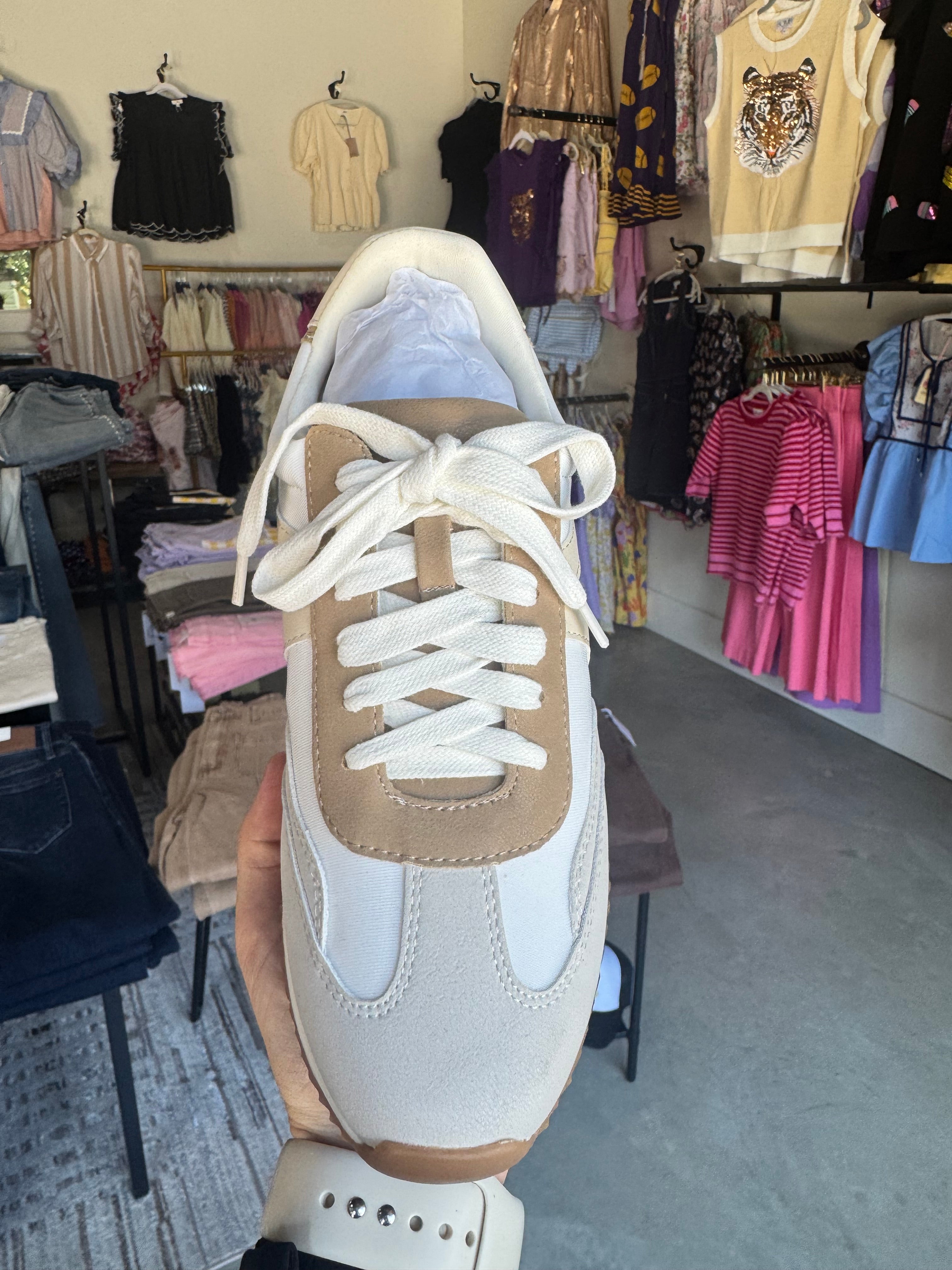 Natural Fall Sneaker