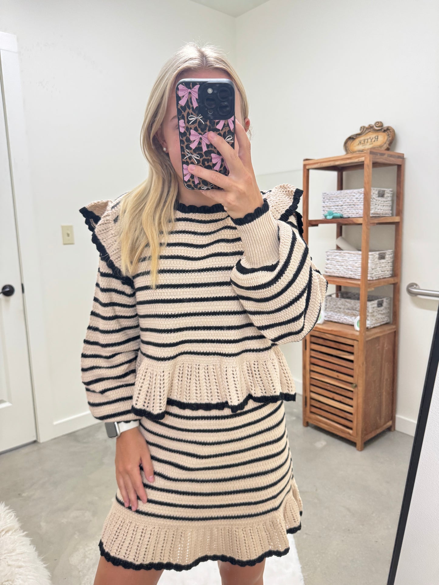 Knitted Ruffle Set