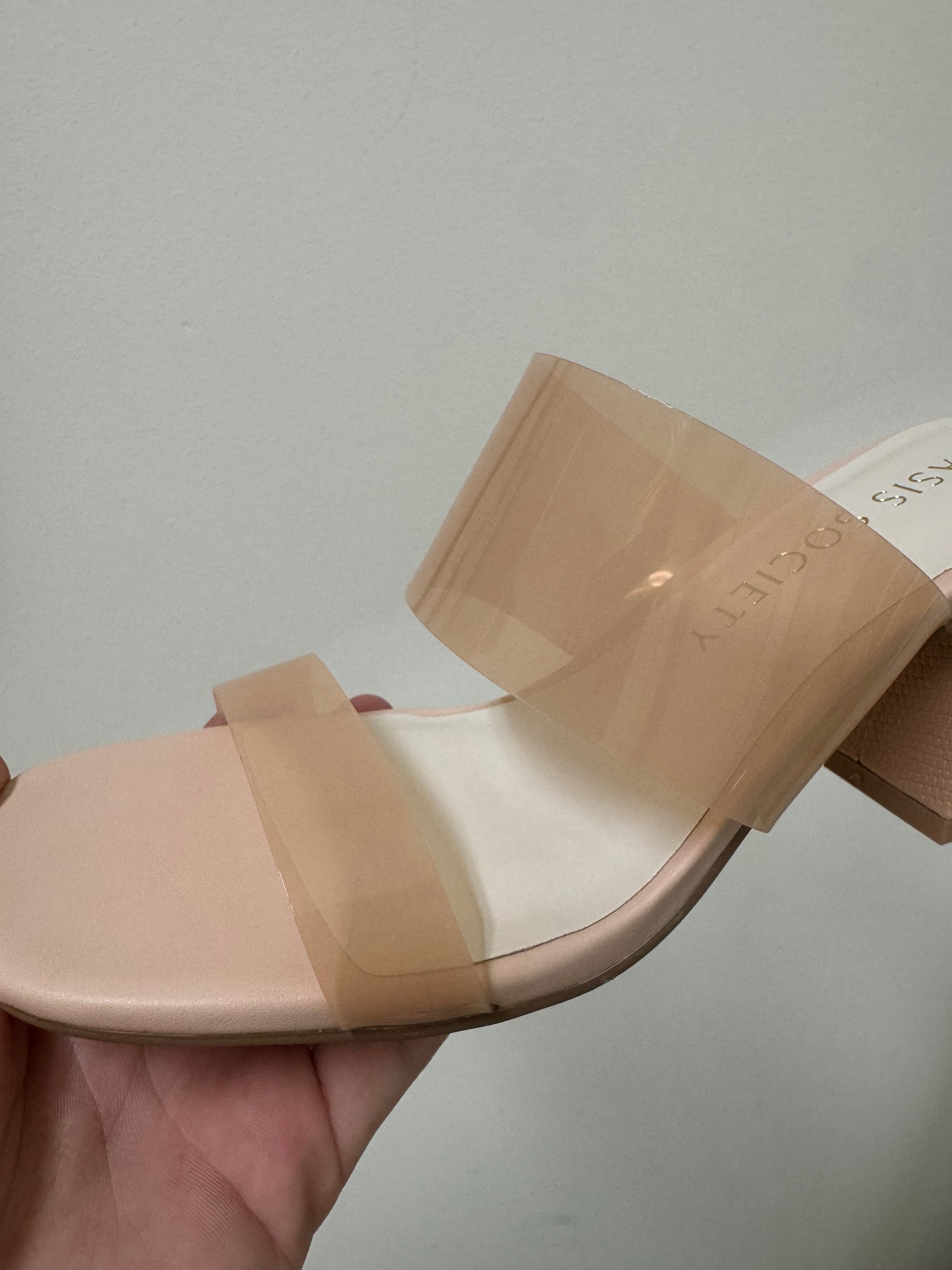 Apricot Heel