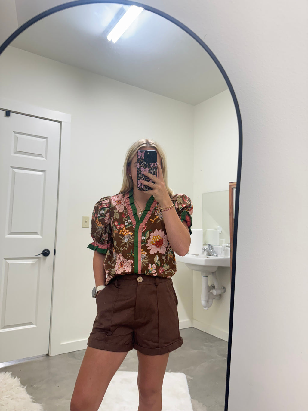 Floral Chocolate Top