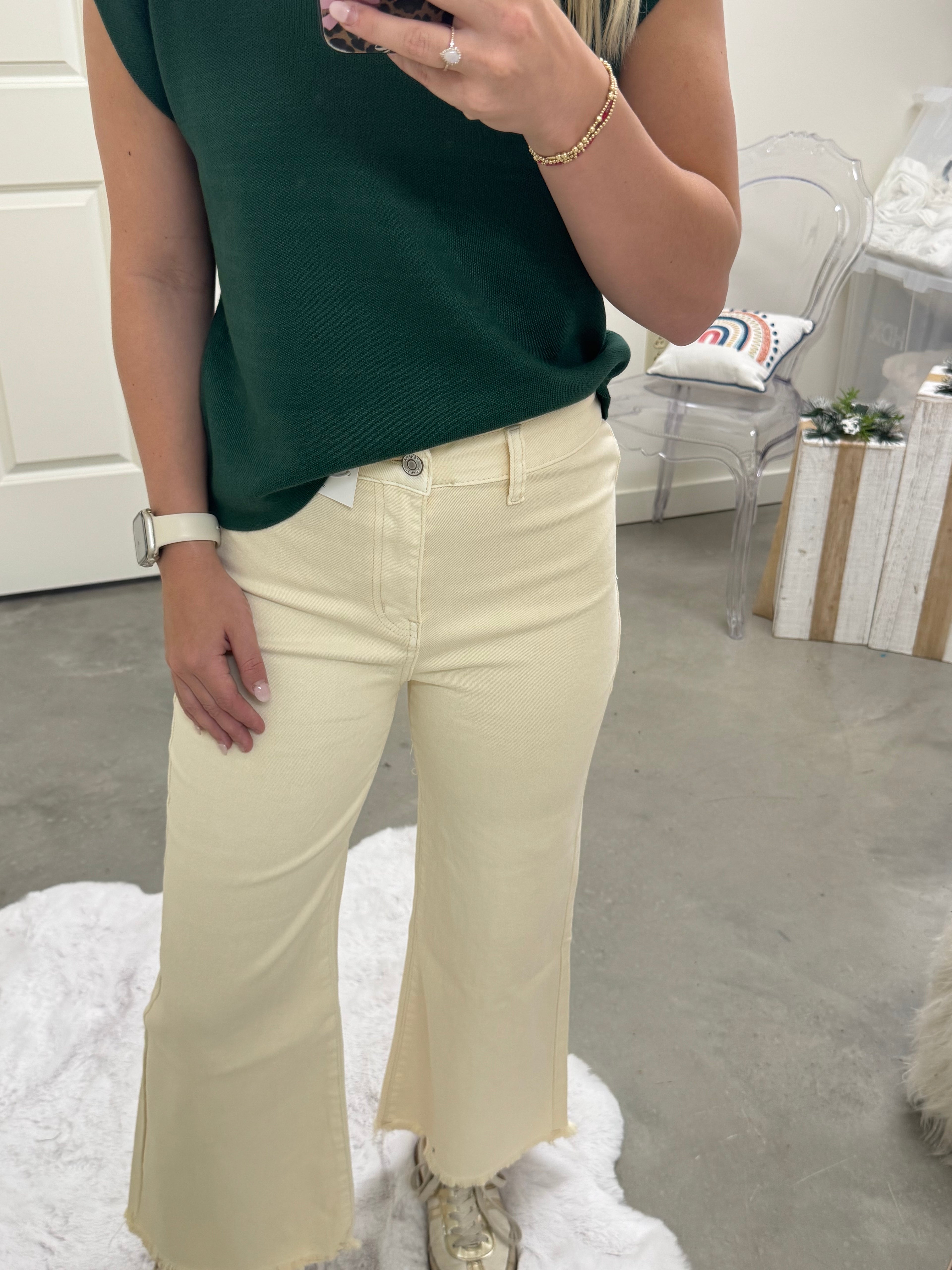 Cropped Vanilla Cream Jeans