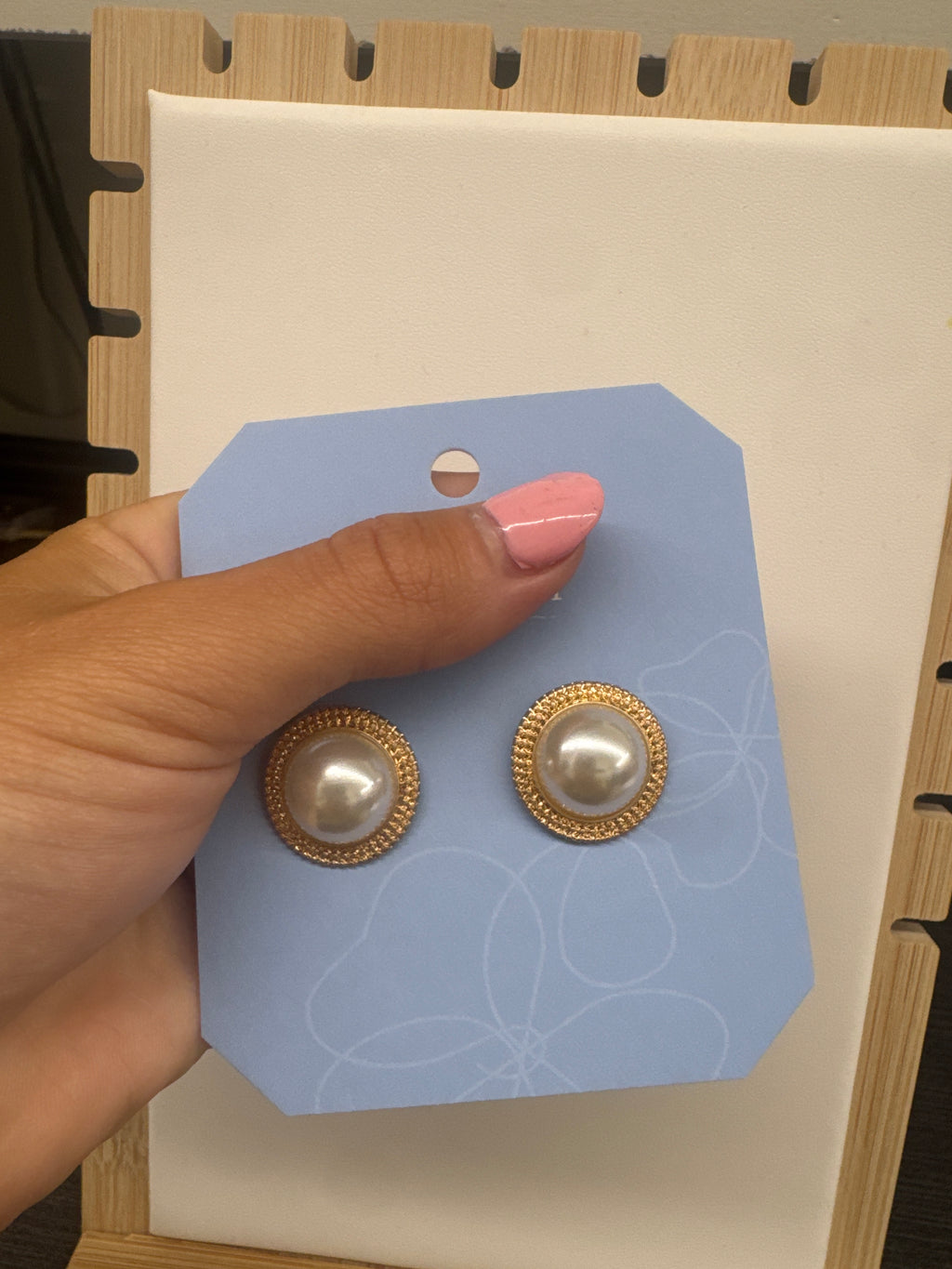 Pearl Studs