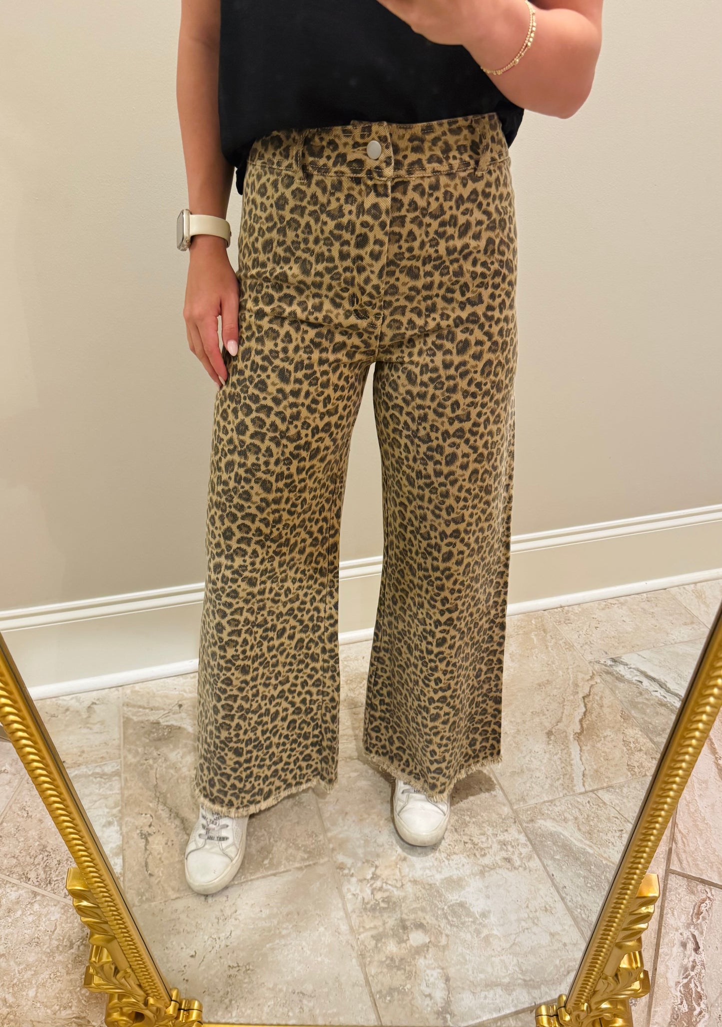 THE Leopard Jeans