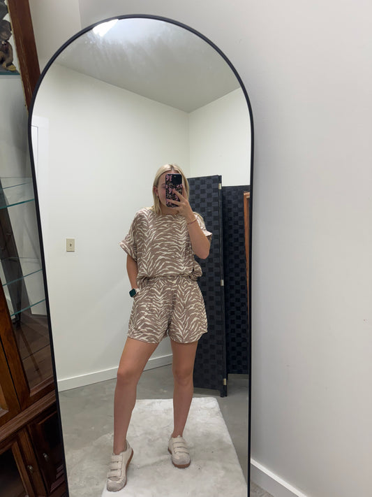 Tiger Flowy Set