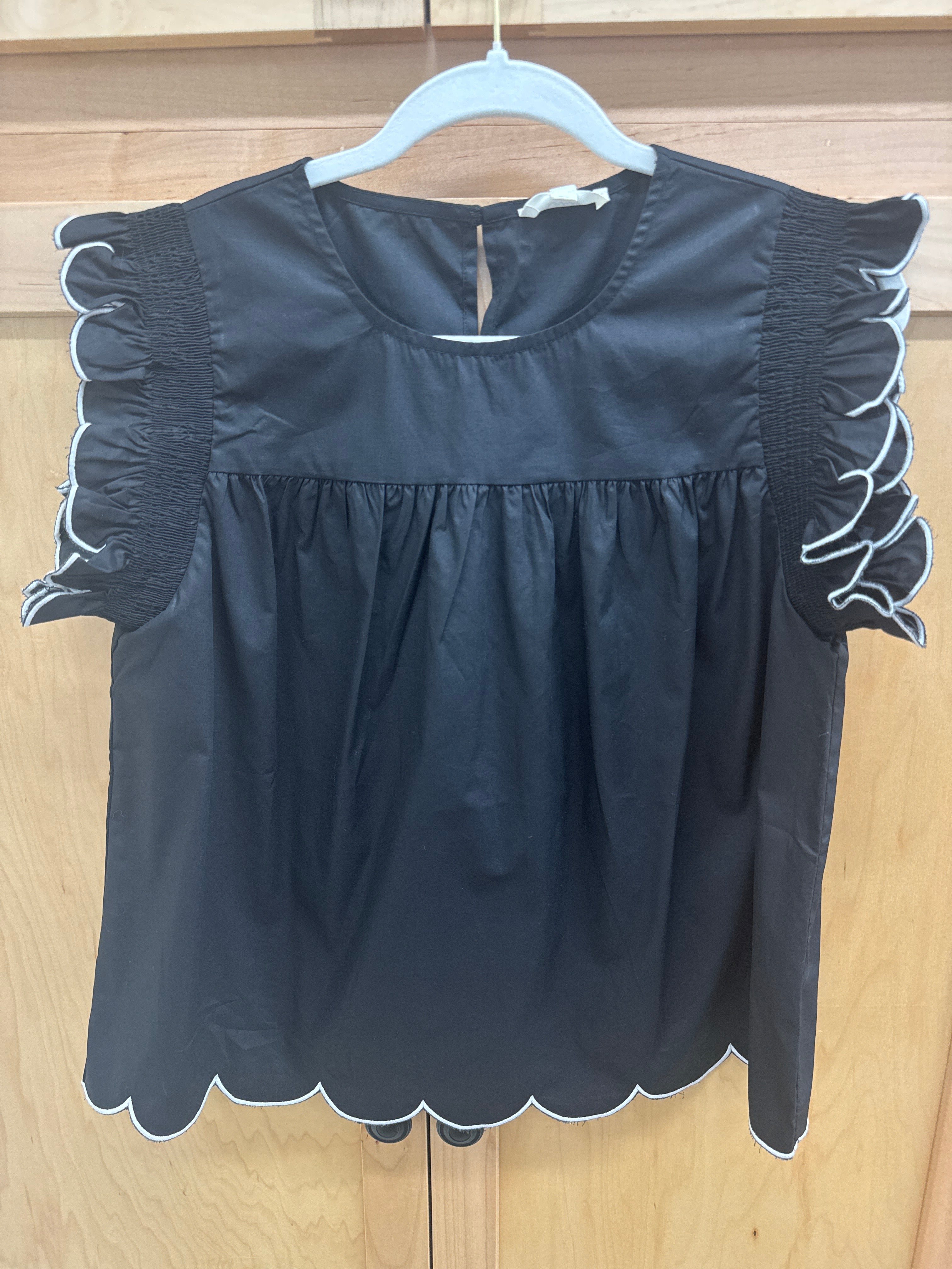 Black Scalloped Edge Top