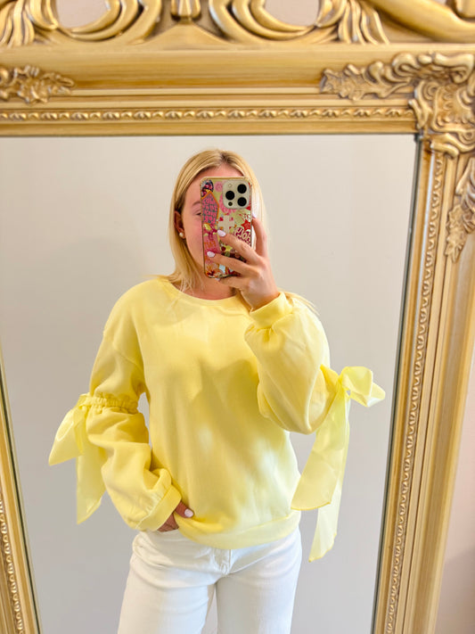 Butter Bow Sweatshirt