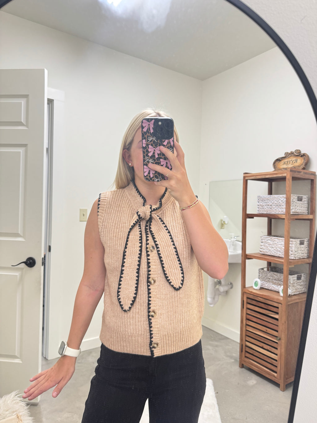 Tie Collar Sweater Vest