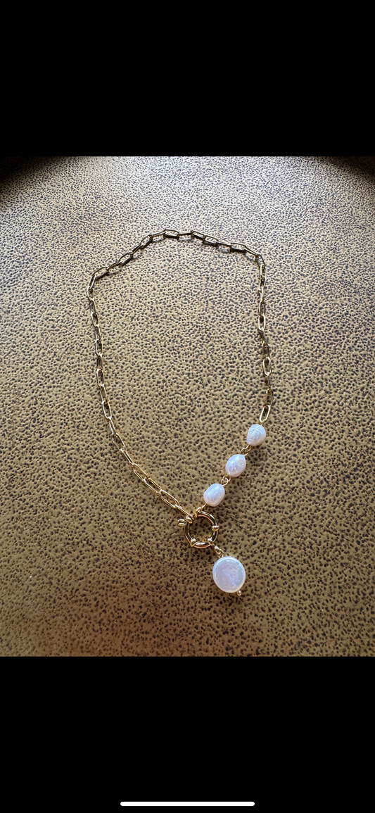 Drop Pearl Necklace(water resistant)