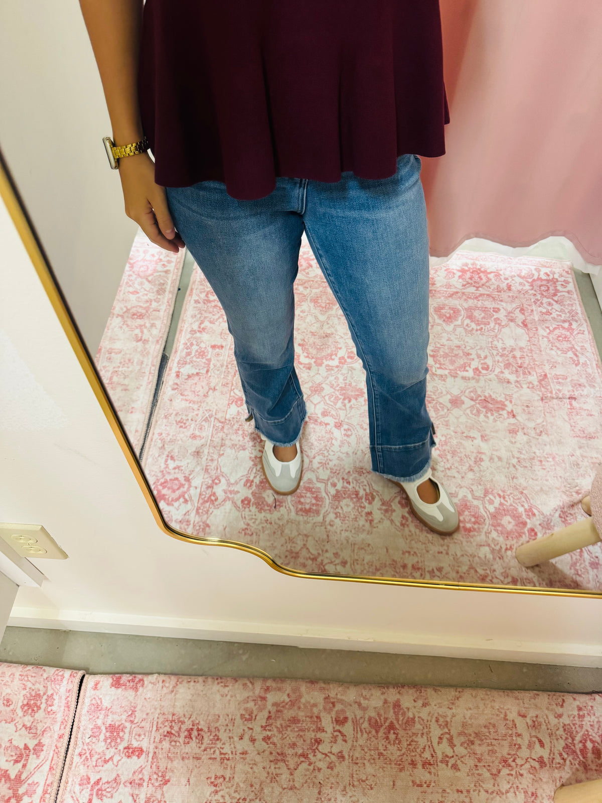 Simple Kick Flare Jean